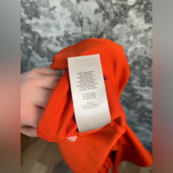 Babaton Contour Deep V-Neck Bodysuit - Picture 5 of 6